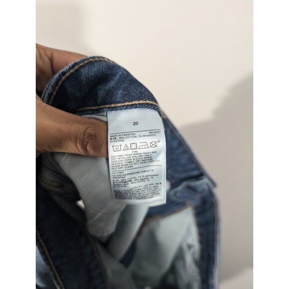 NWT Old Navy Shorts Women Plus 20 Blue Medium Wash High Rise Secret Pockets - Picture 7 of 9